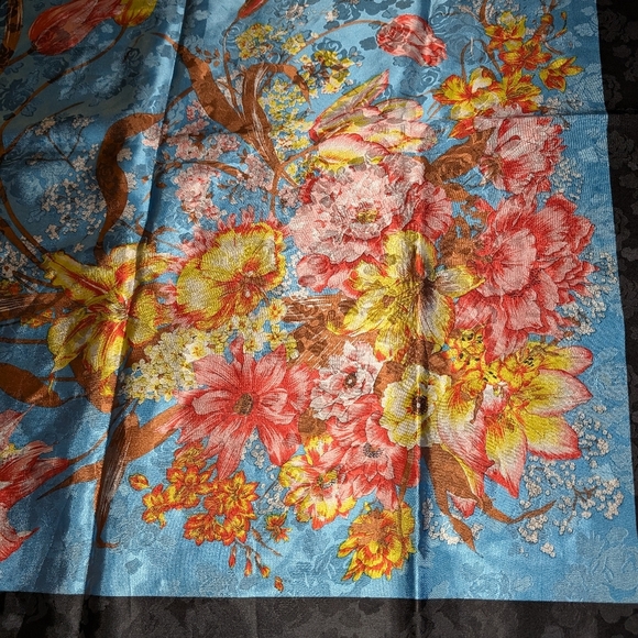 Women's Scarf 35" X 35" Blue Gold Pink Floral Square - Picture 2 of 4
